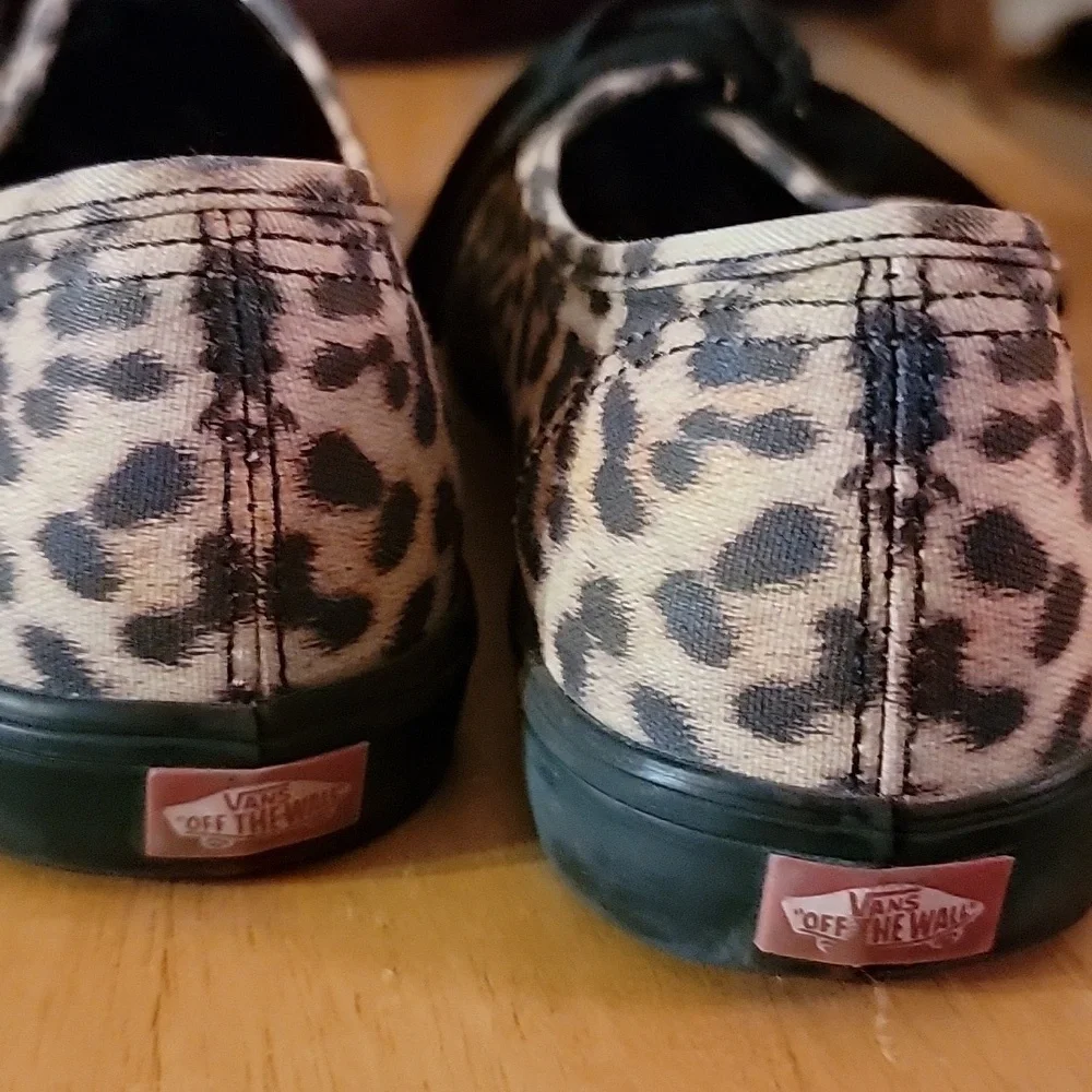 Vans leopard tie shoes - Picture 2 of 8